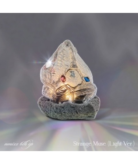 (NMIXX) - 미니 6집 [Strange Muse] (Light Ver.)